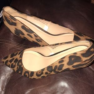 Leppard print heels 👠
